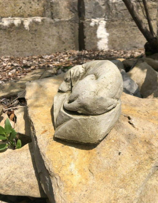 Top Quality Sleeping Dog Statue | Reconstituted Stone Animal Concrete Garden Ornament Decor
